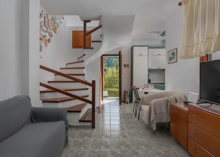 Seaside Villa *