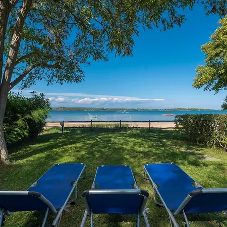Seaside Villa *